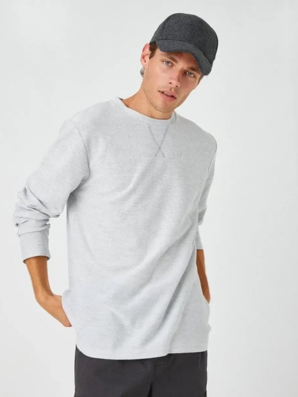 Koton Light Grey Lightweight Crewneck Sweatshirt/5625